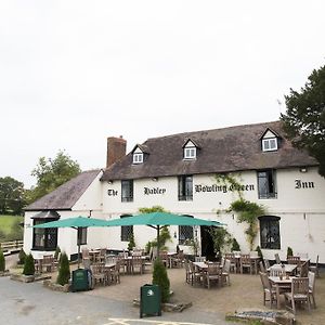 Hadley Bowling Green Inn